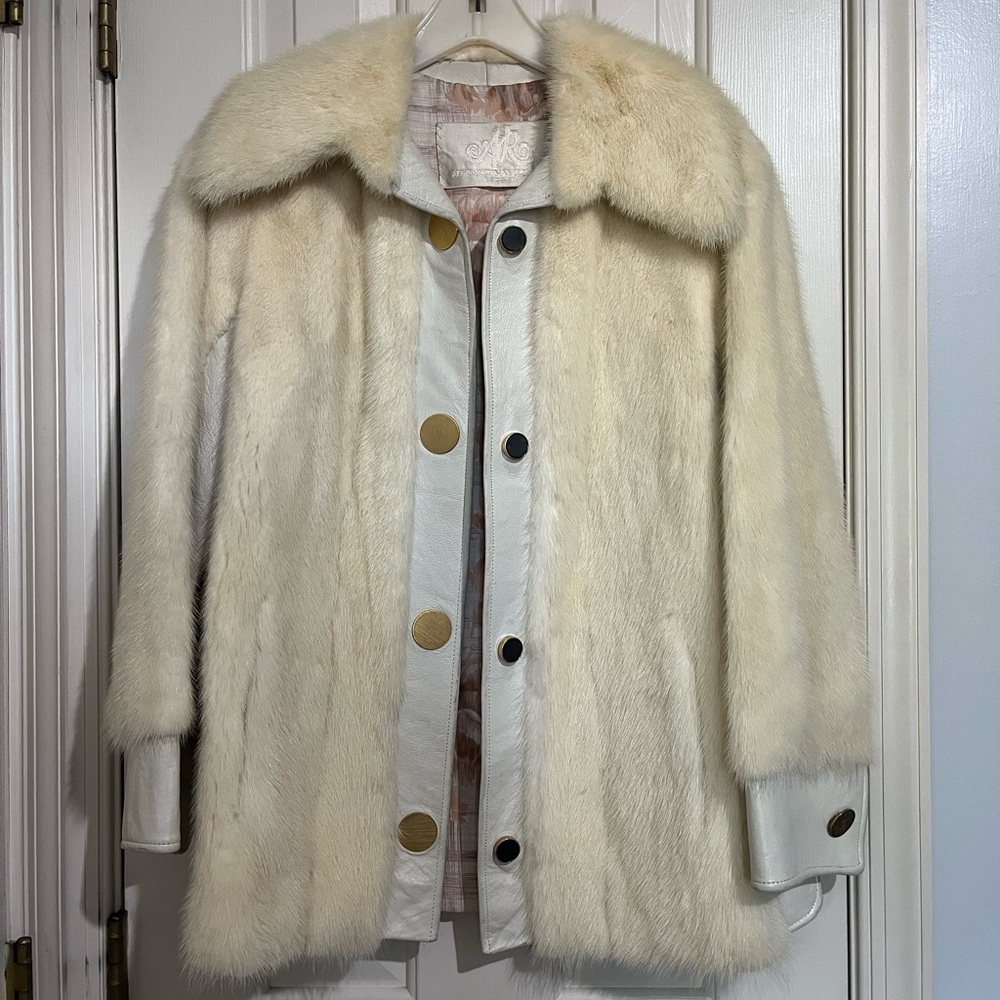 White Mink Coat Vintage 80s  Alper Richman